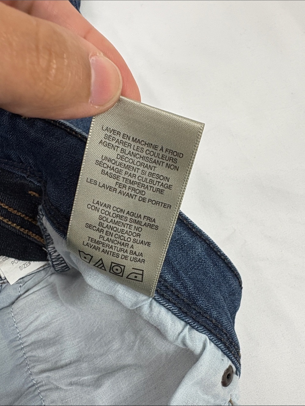 Jordache Legacy Women’s 10 Slightly Stretchy Straight Leg Jean - Picture 6 of 10